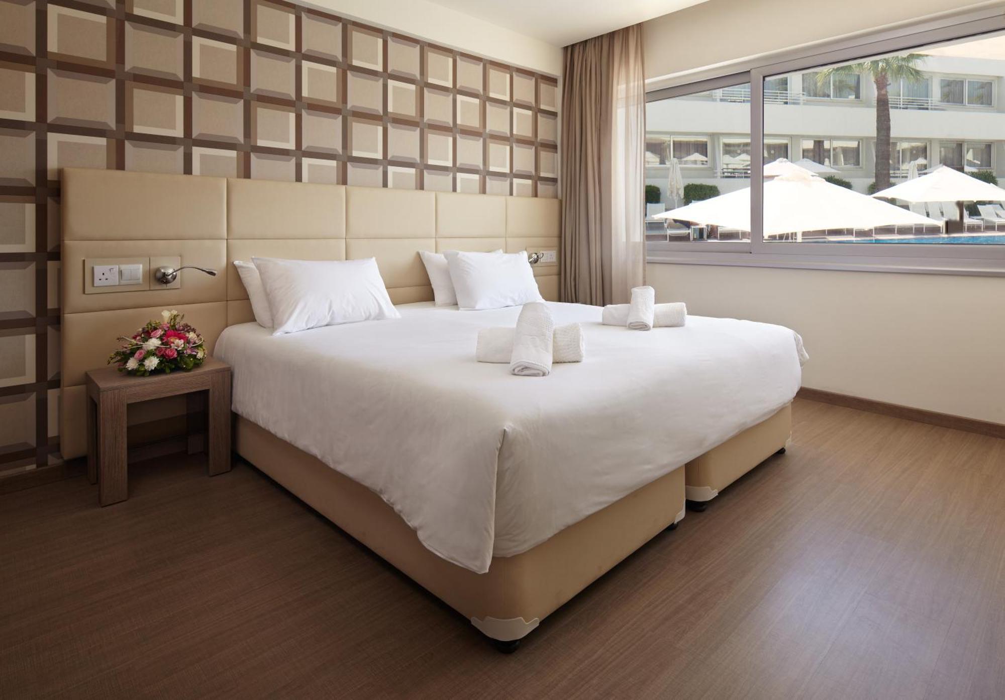 Melpo Antia Hotel & Suites Ayia Napa Exterior photo
