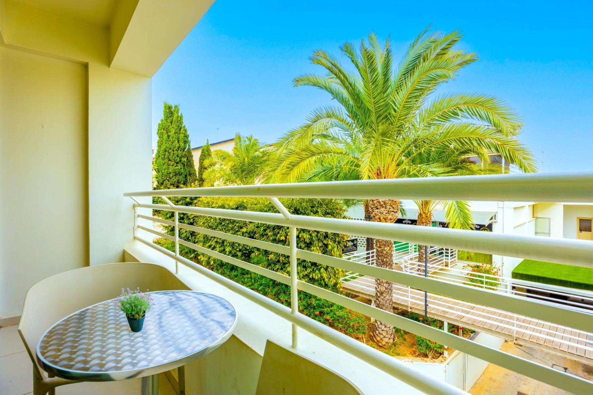Melpo Antia Hotel & Suites Ayia Napa Exterior photo